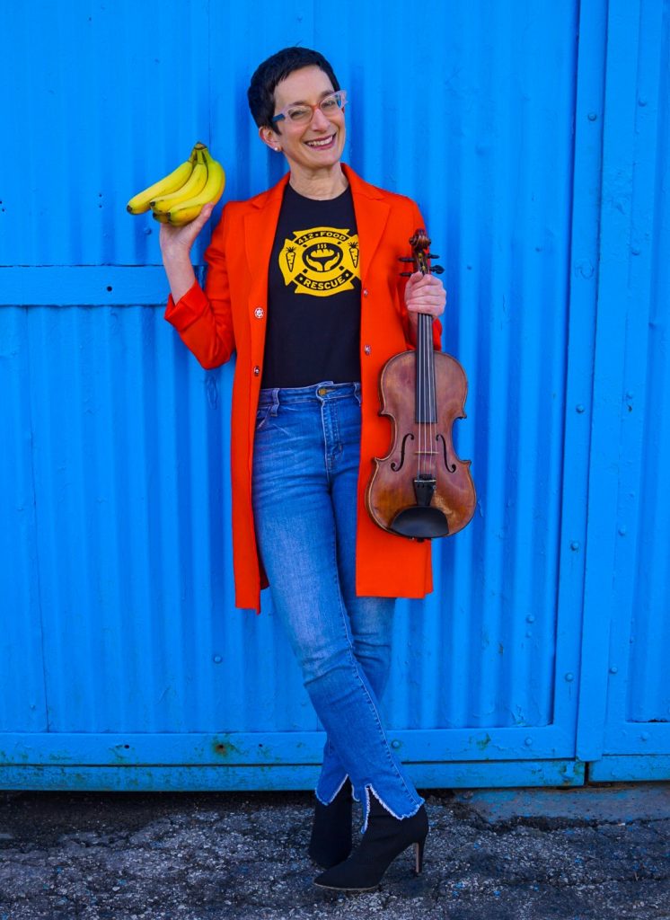 Lorien Benet Hart, Violin, Pittsburgh Symphony Orchestra Headshot